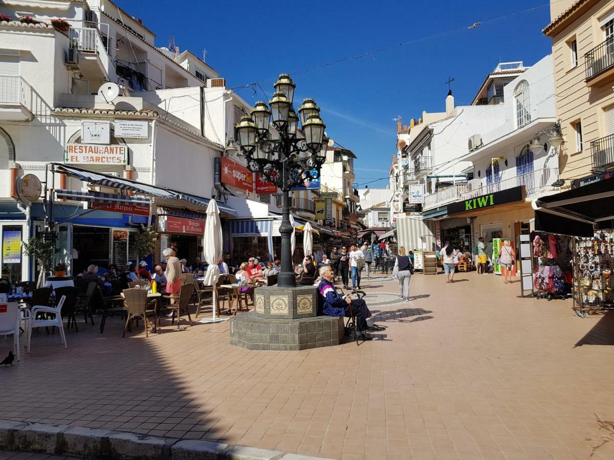Ferienwohnung Acogedor Estudio En El Centro Torremolinos Exterior foto
